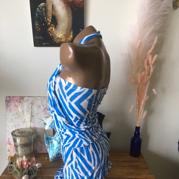 Cowl neck striped midi dress - Picture 2 of 3